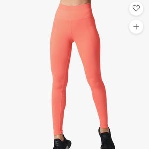NUX One By One Leggings